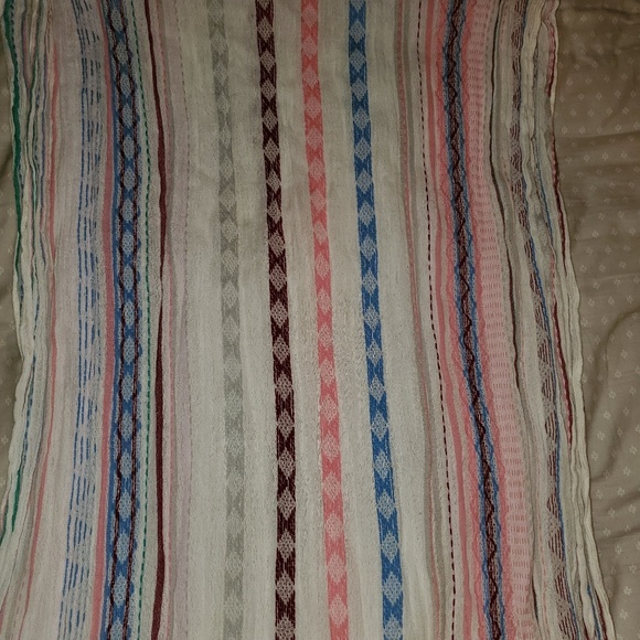 Scarves - Picture 4 of 8